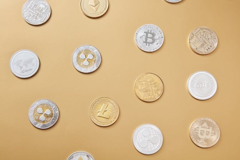 What Are Altcoins: A Beginner’s Guide to Cryptocurrencies Beyond Bitcoin