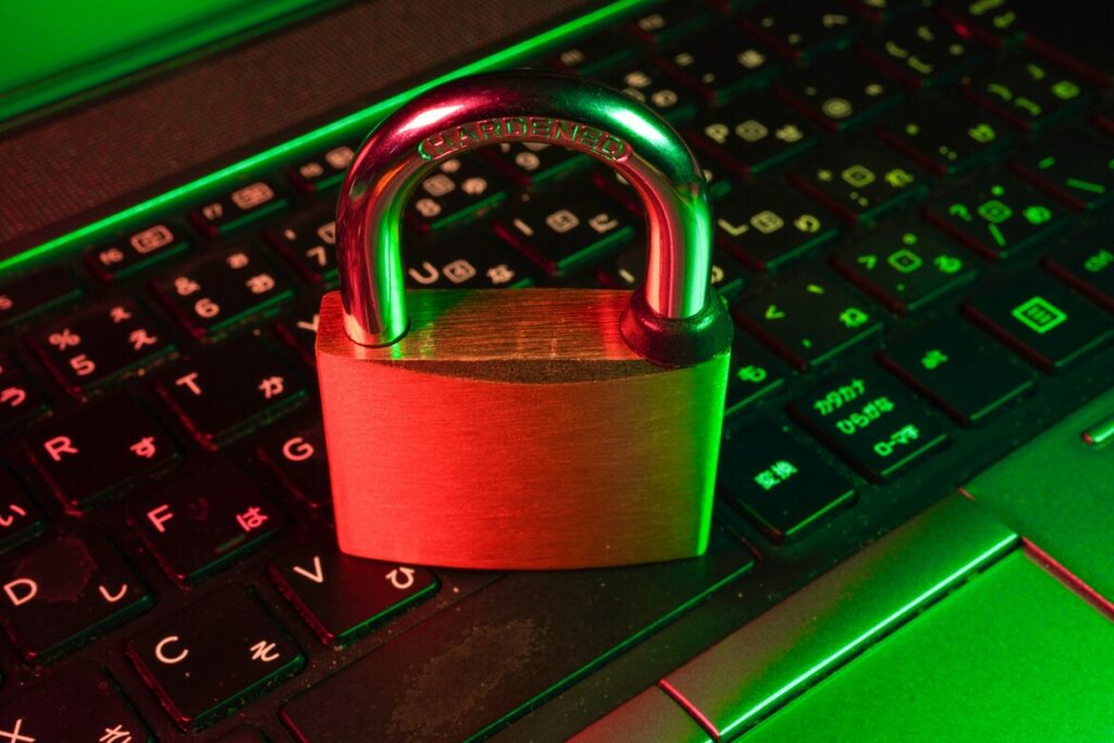 Upbit Confirms $38 Million Solana Asset Drain, Instantly Halts Withdrawals