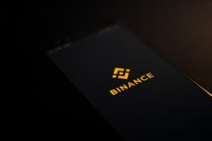 Binance Appoints Yi He as Co-CEO, Exchange Approaches 300 Million Users