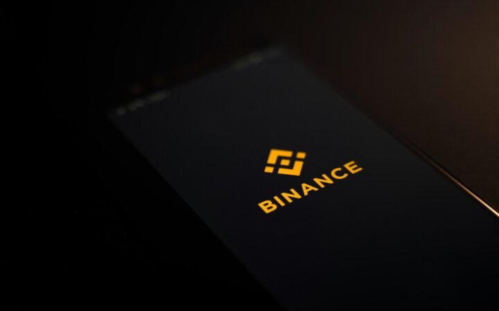 Binance Appoints Yi He as Co-CEO, Exchange Approaches 300 Million Users