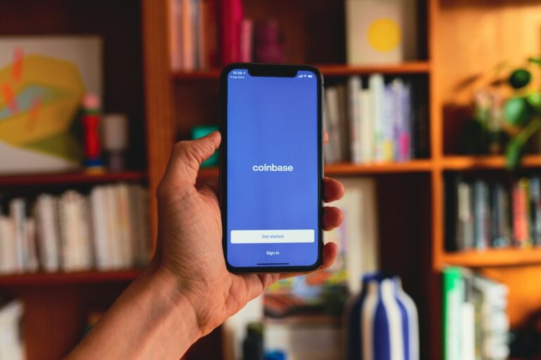 Coinbase Report Flags Generational Shift as Young Investors Turn to Crypto