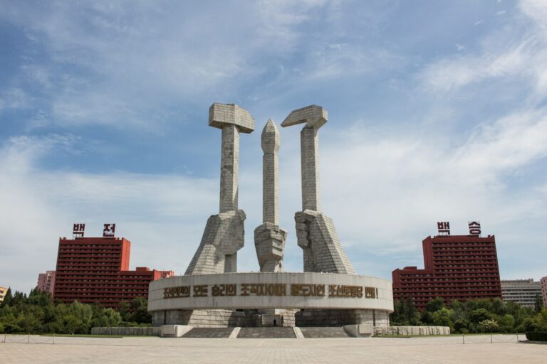 North Korea Accelerates Crypto Theft with Fewer, Larger Attacks in 2025