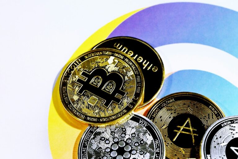 Tokenization Boom Pits Bitcoin Vision against CBDC Guardrails at Davos