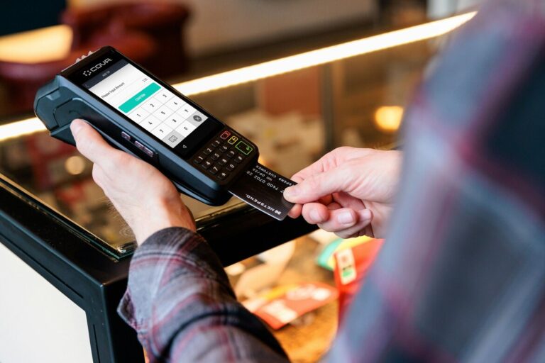 Mastercard Launches Crypto Partner Program to Bridge Blockchain and Payments