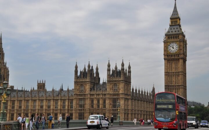 UK Moves Forward with Temporary Ban on Crypto Political Donations