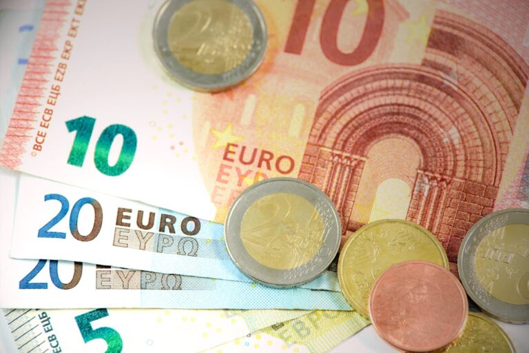 ECB Signs Standards Agreements to Streamline Digital Euro Integration