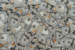 FTX Estate Misses Out on $3B Cursor Stake After $200K Sale as AI Valuations Surge