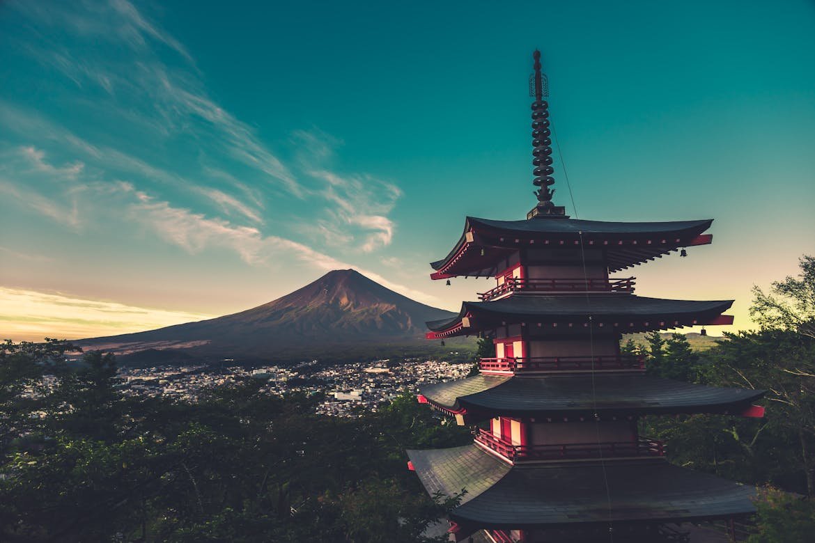 Japan Moves to Classify Crypto as Financial Instruments Under New Law