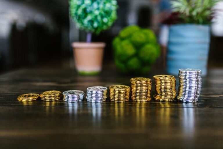 What Is a Stablecoin: A Beginner’s Guide to Crypto’s Fiat Alternative
