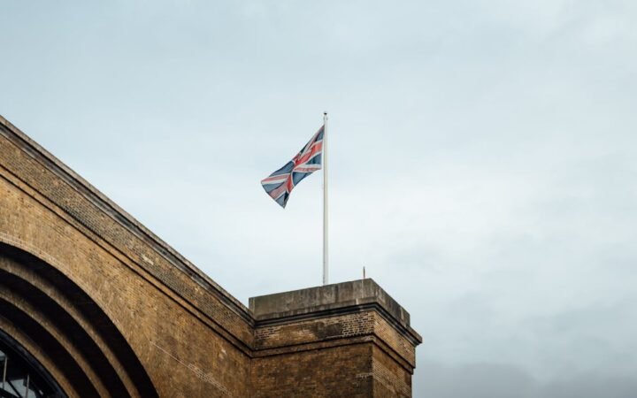 Bank of England Reconsiders Strict Stablecoin Regime Amid Industry Backlash