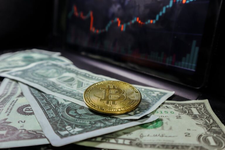 Bitcoin Tumbles to $76K as Trump’s ‘Clock Is Ticking’ Warning to Iran Sparks $677M Liquidation Cascade
