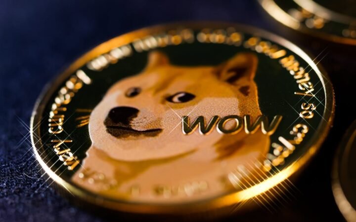 Dogecoin Slides 4% as Bitcoin Rally Pauses Amid Iran Ceasefire Optimism
