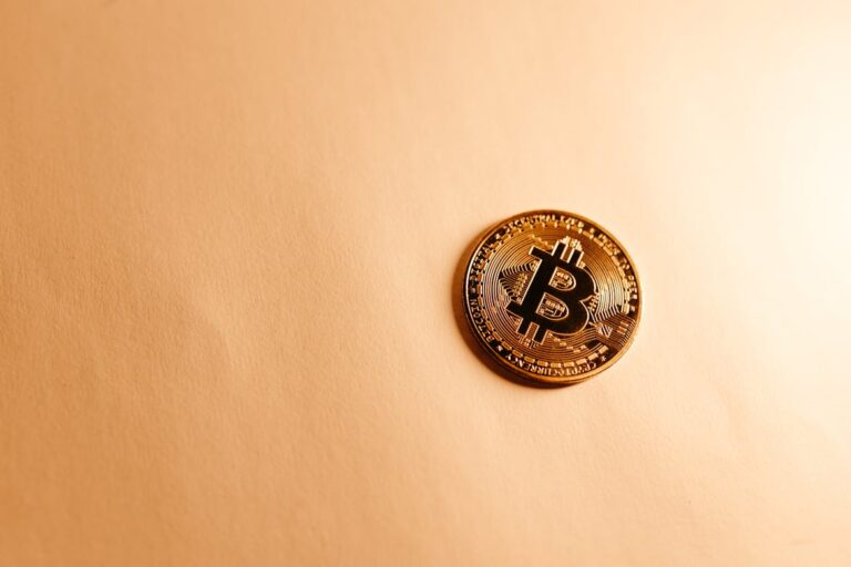 Bitcoin ETFs Pull in $532M as BTC Reclaims $80K amid ‘Post-Ceasefire Recovery’