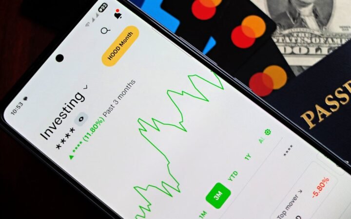 eToro Signals Long-Term Crypto Bullishness as Q1 Derivatives Revenue Plummets
