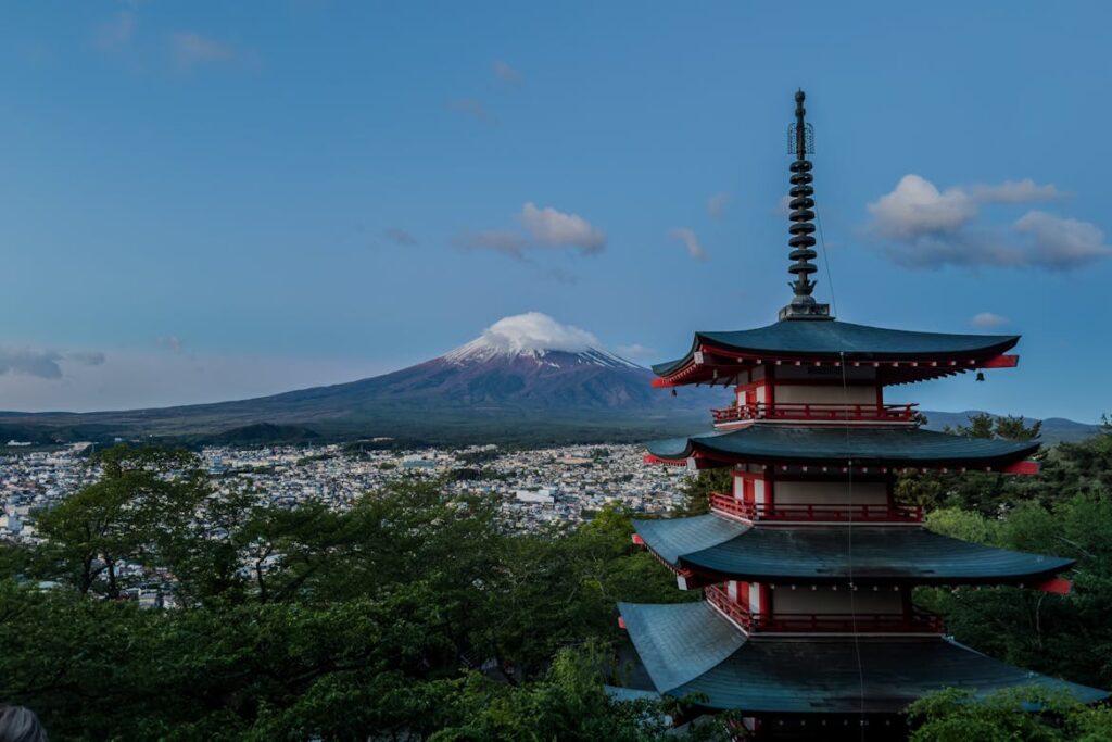 Japan’s Brokerage Giants Line Up to Launch Crypto Investment Trusts Ahead of 2028 Regulatory Shift