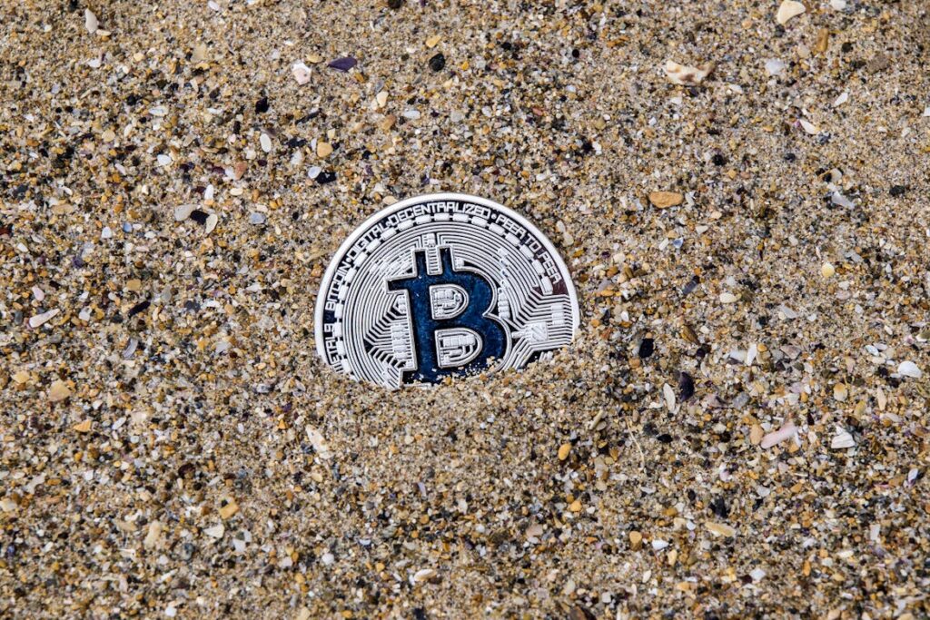 Saylor’s “Never Sell” Era Ends: Strategy Eyes Bitcoin Sales to Fund STRC Dividends