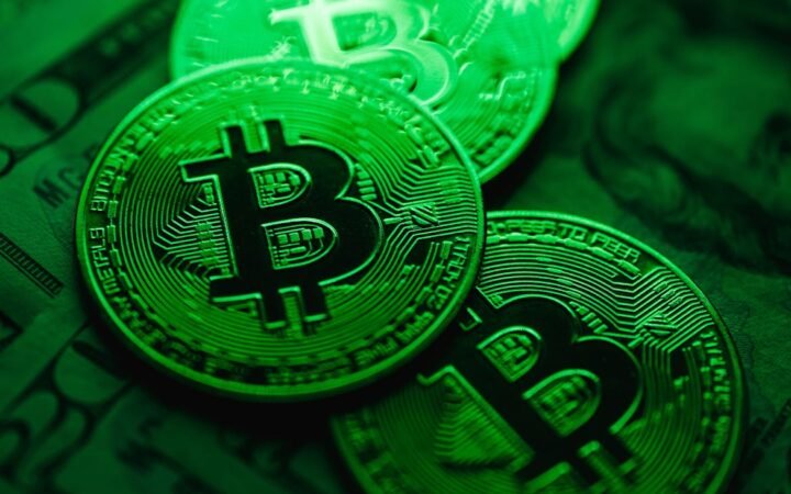 VanEck’s Matthew Sigel Predicts Bitcoin at $1M by 2031, Citing Video Game Adoption Model