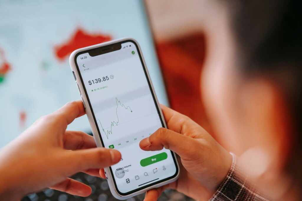 Bernstein Forecasts ‘Strong Tailwinds’ for Robinhood as World Cup Drives Record Prediction Market Volumes