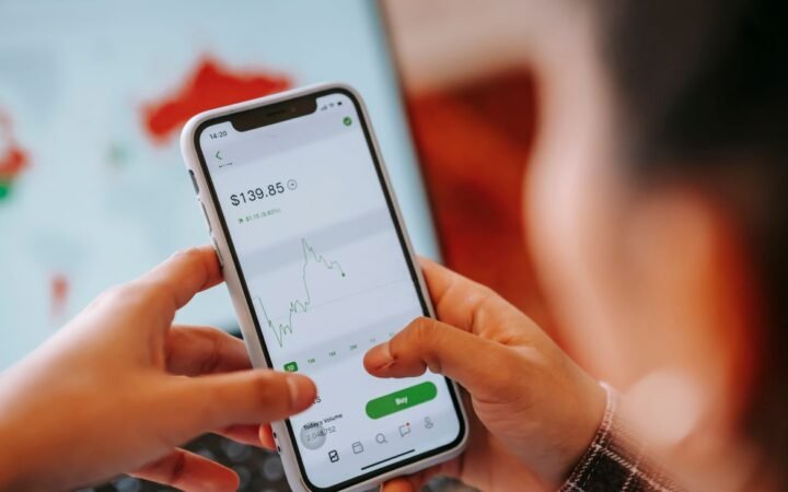 Bernstein Forecasts ‘Strong Tailwinds’ for Robinhood as World Cup Drives Record Prediction Market Volumes