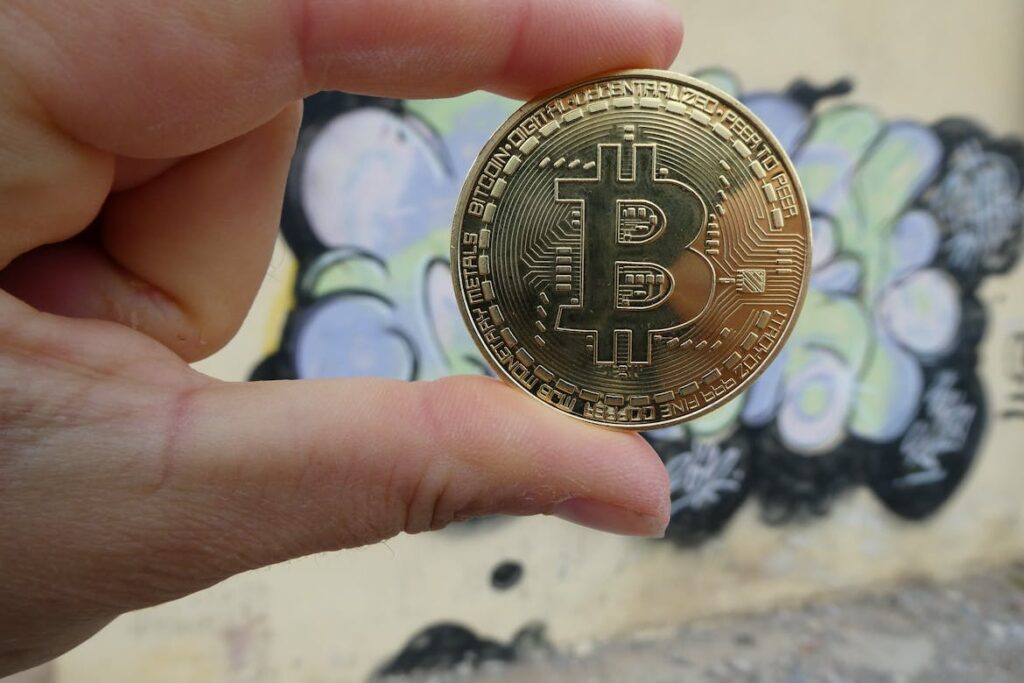 Bitcoin Tanks Below $62,000 as Crypto Market Wipes Out $200 Billion