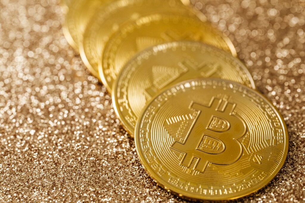 Bitcoin Rebounds from Fresh 2026 Lows: Will Wall Street’s AI Rotation Deepen Crypto Bloodbath?