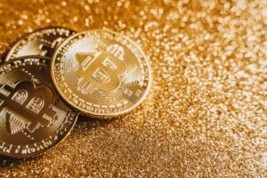 CryptoQuant CEO Warns Strategy to Halt Bitcoin Buying as STRC Depegs Below Par