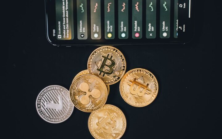 Morgan Stanley Underbids Rivals in New Ethereum, Solana ETF Filings