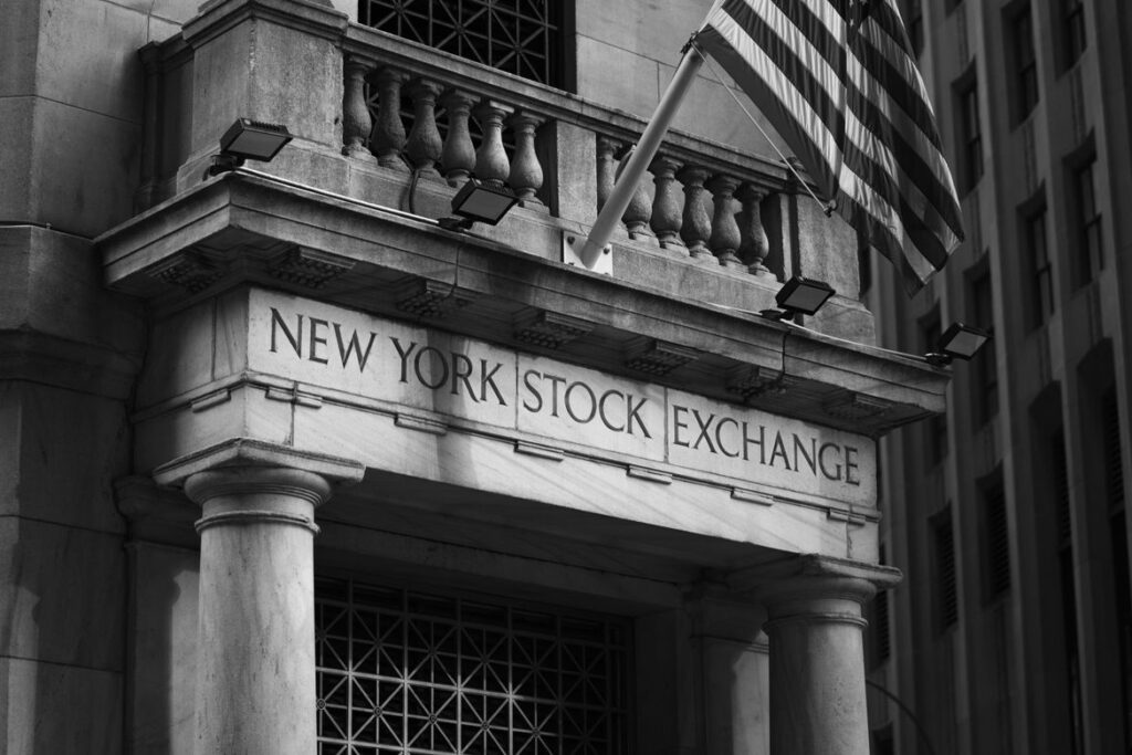 Securitize Pops 4.4% on NYSE Debut, Launching On-Chain Shares via Solana and Avalanche