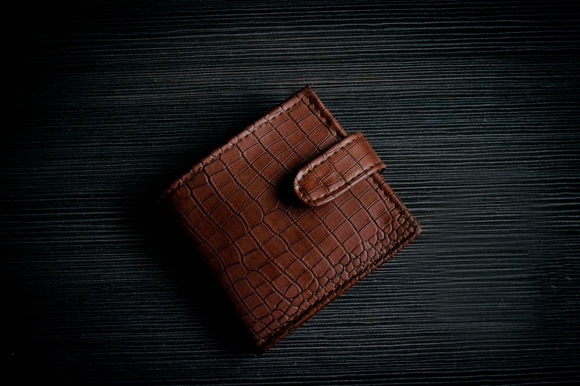 CZ Asks Trust Wallet to Simplify Hidden Coin Controls After Spam Floods Wallet