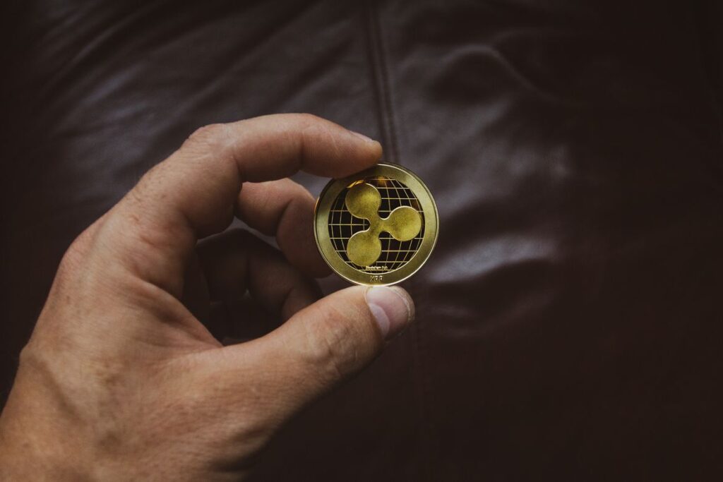 Ripple Mints $10M RLUSD on XRP Ledger as XRP Whales Accumulate Over 380 Million Tokens
