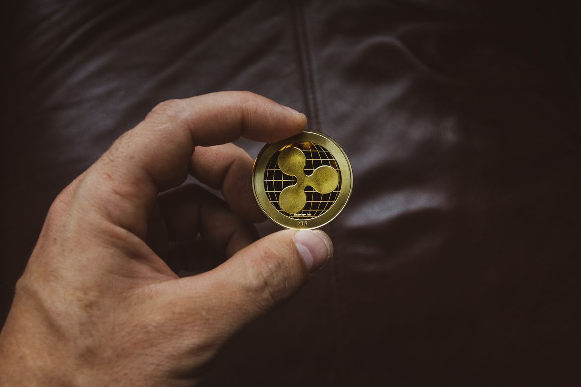 Ripple Mints $10M RLUSD on XRP Ledger as XRP Whales Accumulate Over 380 Million Tokens