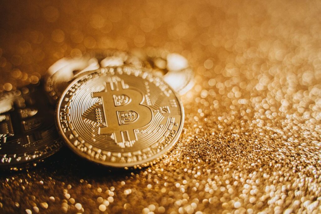 Strategy Launches $1.6B Cash Pool After $2B Common Shares Raise, Maintains Hold on BTC Purchases