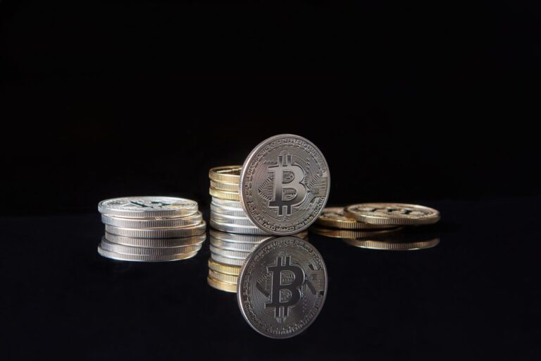 Trump Media Revamps Crypto Treasury Strategy Following $238M Q2 Loss
