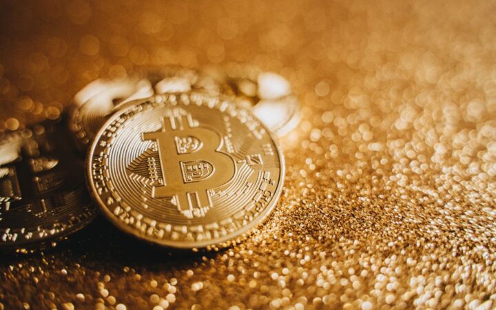 Federal Reserve Monetary Policy Poses Bigger Threat to Bitcoin Than Legislative Delays, Analyst Warns
