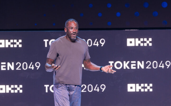 Arthur Hayes Says AI Bust Could Fuel Bitcoin as He Pitches FLOP