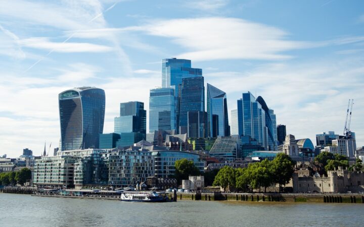 Aviva Launches XRP Ledger Share Class for Its £22B Sterling Fund