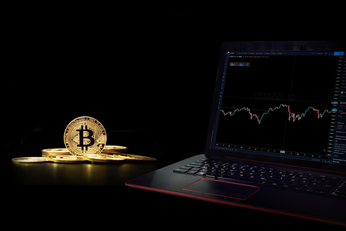 Bitcoin ETF Inflows Top $6 Billion as Bullish Case Builds