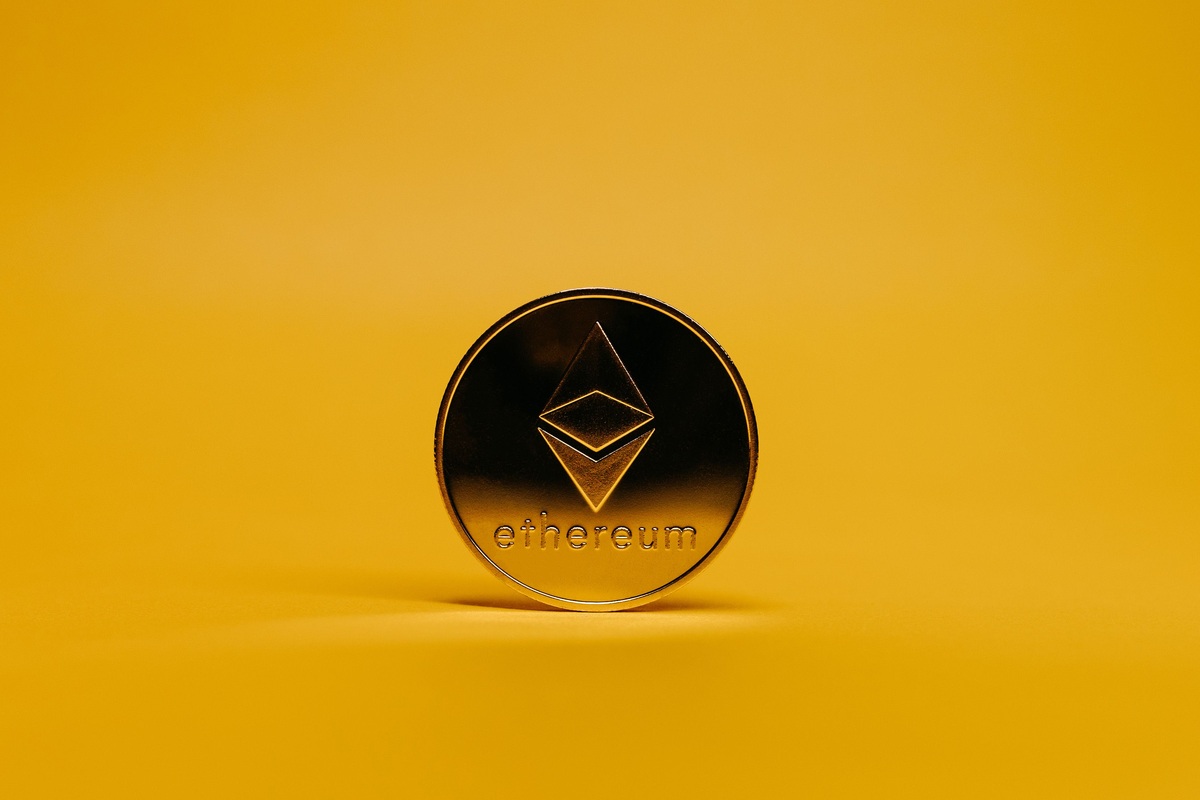 Layer 2 Blockchains Explained: Rollups, Bridges and Ethereum Scaling