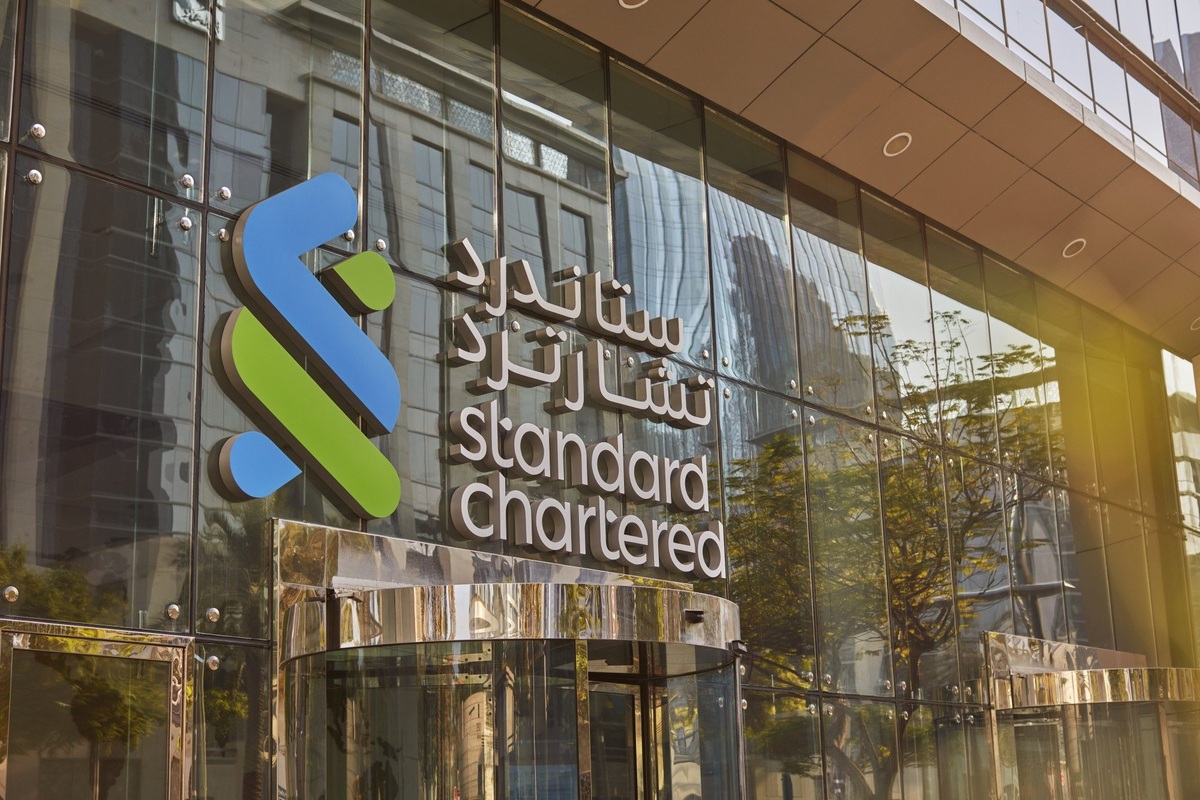 Standard Chartered Launches BTC and ETH Trading for UAE Wealth Clients