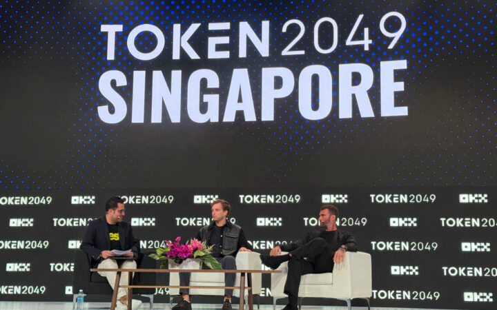 Trump-Linked USD1 Targets Millions of Merchants Through Mesh