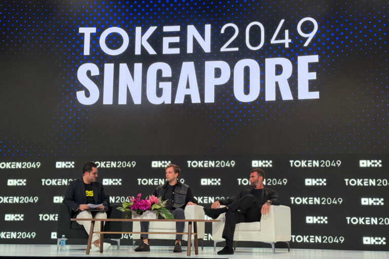 Trump-Linked USD1 Targets Millions of Merchants Through Mesh